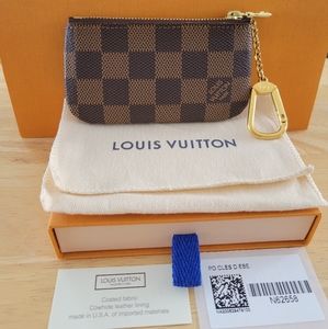 Louis Vuitton Key Pouch in DE
